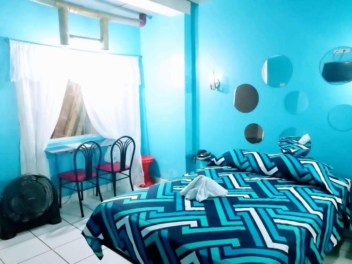 Stylus Hotel Iquitos Exterior photo